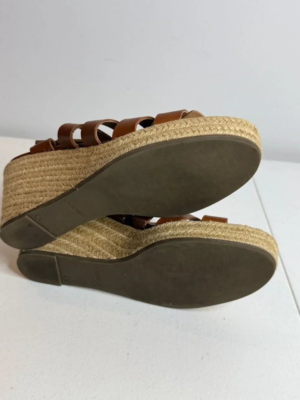 Vionic Jaylah Womens 8.5 Brown Leather Espadrille Wedge Sandals Strappy Boho